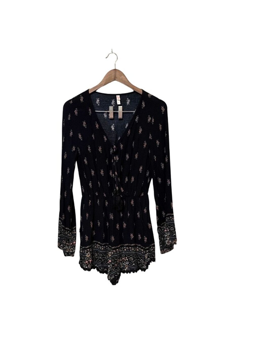 Xhilaration Black Floral Long Sleeve Romper With Drawstring Waist Size M Fairy